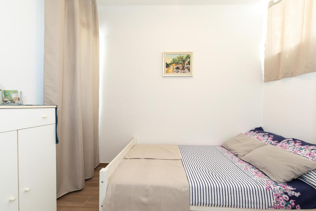 Apartment Bozena Krk Krk Town Buitenkant foto