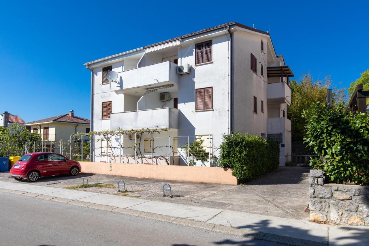 Apartment Bozena Krk Krk Town Buitenkant foto