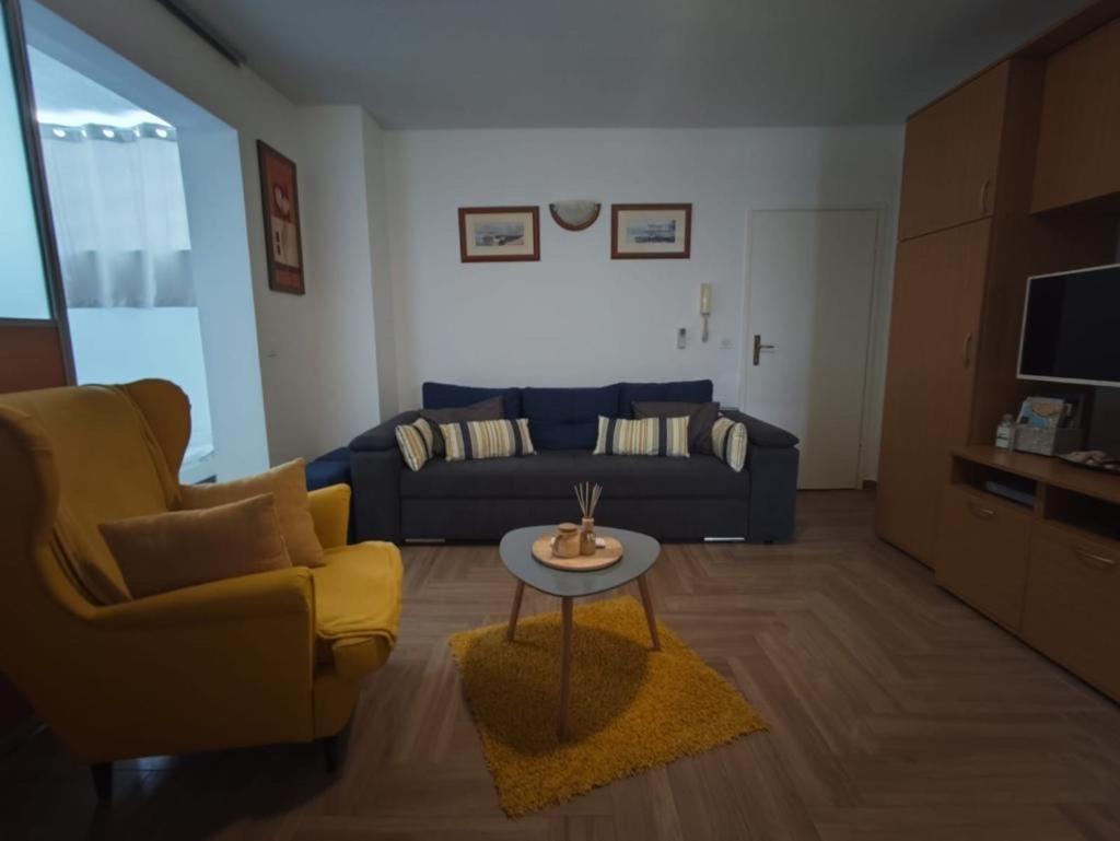 Apartment Bozena Krk Krk Town Buitenkant foto
